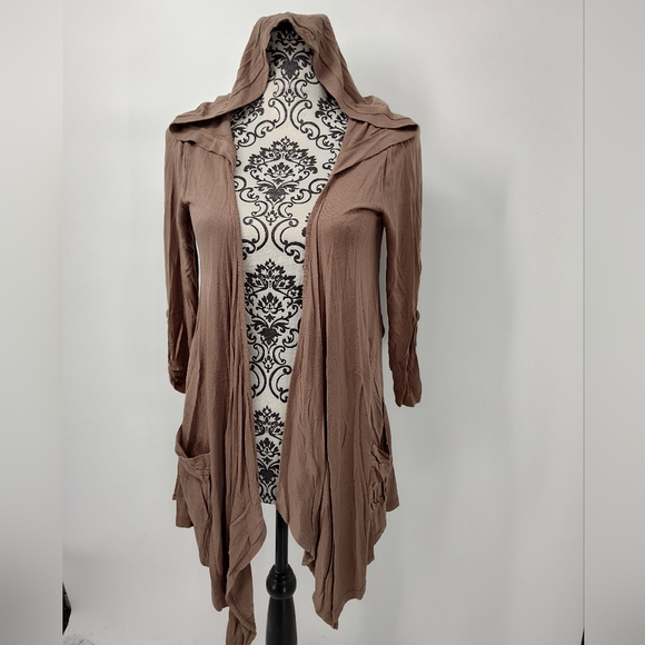 Eyelash Couture Women's Taupe Half Sleeve Cardigan Size Medium - Picture 1 of 4